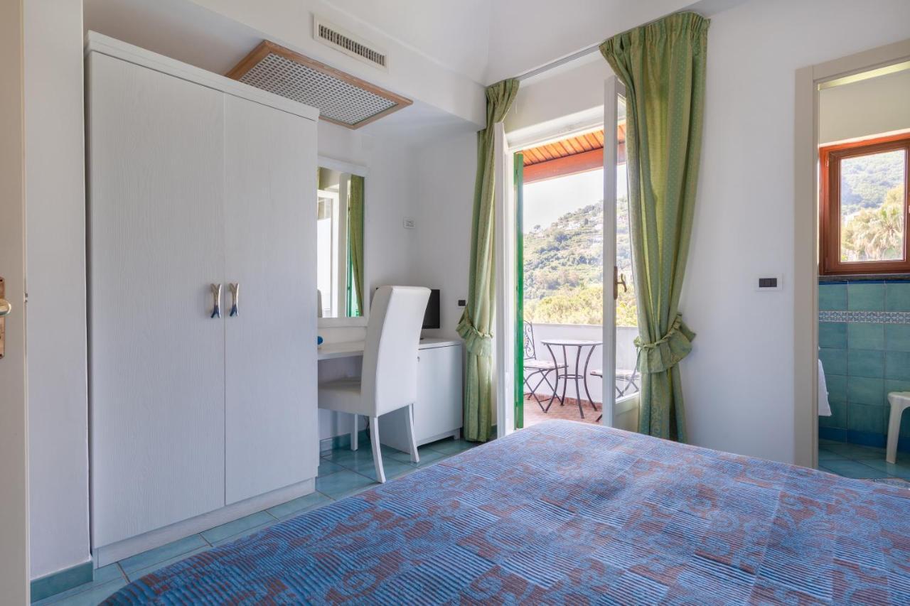 Hotel Don Felipe Ischia Luaran gambar